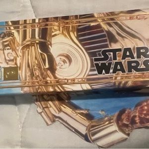 Star Wars eye shadow palette